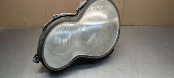Mercedes-Benz C W203 Headlight/headlamp A2038200161 0301166201