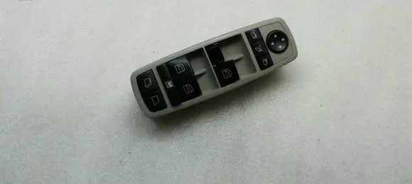Mercedes-Benz R W251 Electric window control switch A2518300390