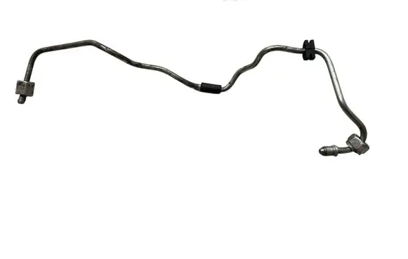 Fuel injector supply line/pipe