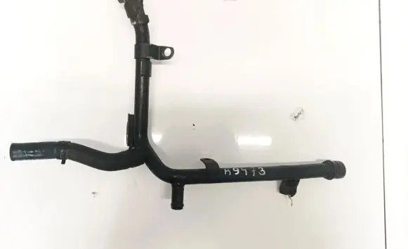 Engine coolant pipe/hose