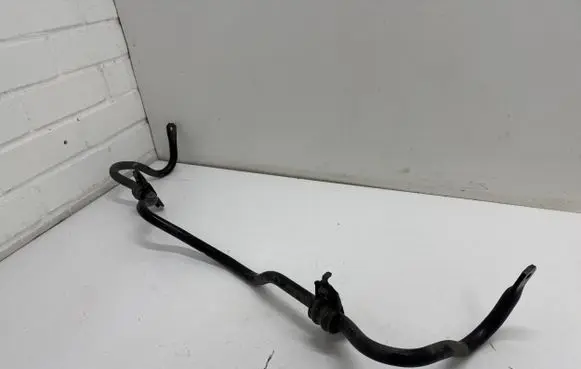 Nissan Qashqai J12 Front anti-roll bar/sway bar