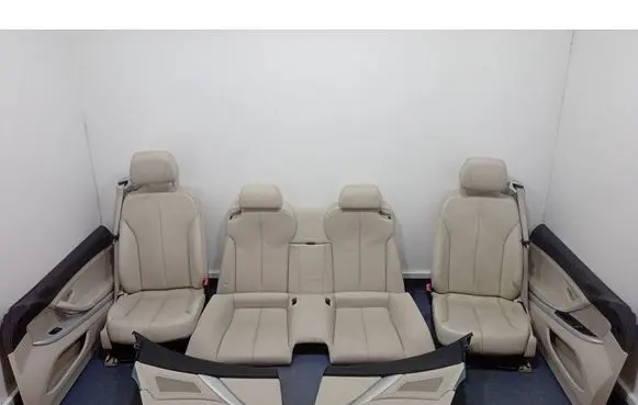 Seat set
