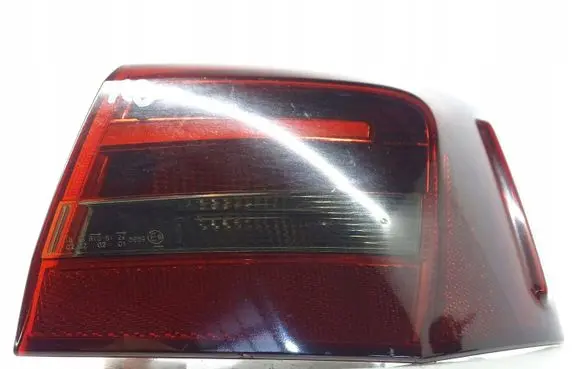 Audi A6 S6 C7 4G Tailgate rear/tail lights 4G5945096