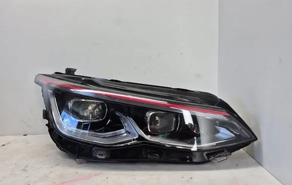 Volkswagen Golf VIII Headlight/headlamp 5H2941060P
