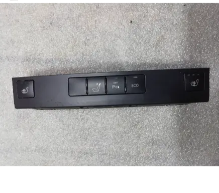 Mercedes-Benz E W212 Seat heating switch A2128209710 33913101 0837000830