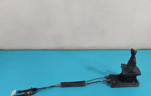 Gear shift cable linkage