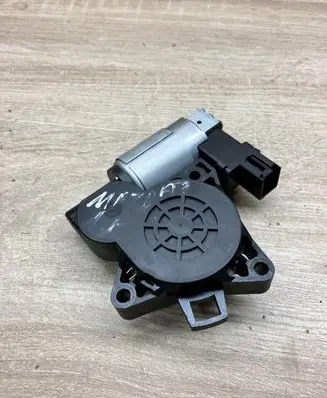 Mazda 6 Front door window regulator motor G22C5858X CM011750 RIGHTSIDE