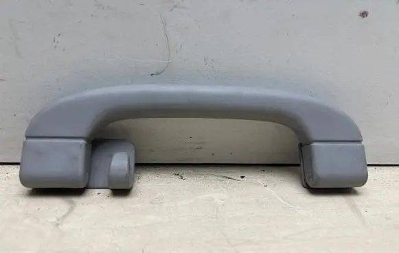 BMW 5 E60 E61 Rear interior roof grab handle 7033659