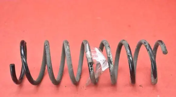 Mazda 3 II Rear coil spring