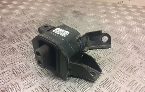 Hyundai Bayon Gearbox mounting bracket 21830Q0000