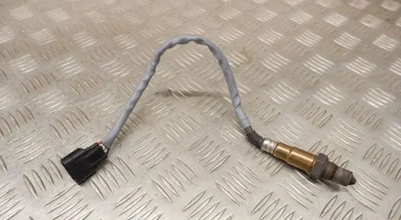 Nissan X-Trail T32 Lambda probe sensor 0281004221 H8201395330