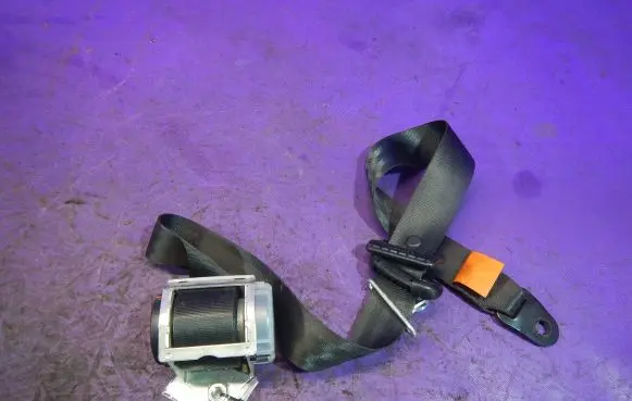 Mitsubishi Lancer Front seatbelt 600572200F