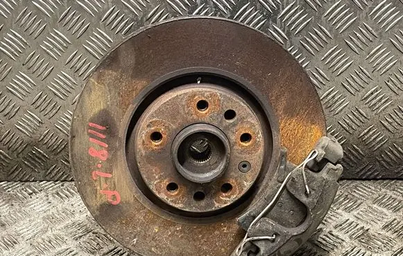 Opel Astra H Front wheel hub spindle knuckle