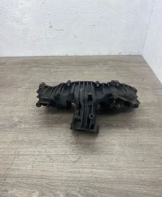 Volkswagen Transporter - Caravelle T5 Intake manifold 03L129711P
