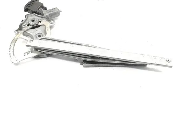 Toyota Yaris Front door electric window regulator 857020F010