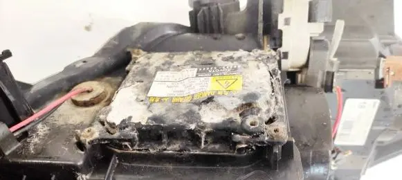 Toyota Auris 150 Headlight ballast module Xenon 8596752020 85967-52020
