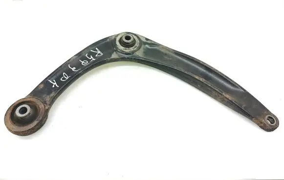 Peugeot 3008 I Front lower control arm/wishbone 823215