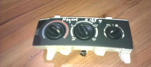Renault Megane I Climate control unit 657718v 101584