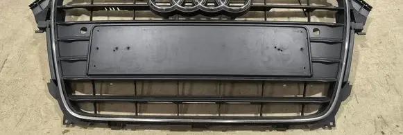 Audi A4 S4 B8 8K Front bumper upper radiator grill 8K0853651F