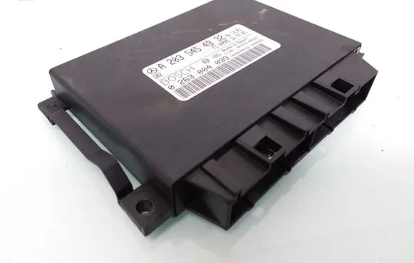 Mercedes-Benz C W203 Parking PDC control unit/module A2035454932 0263004099