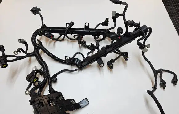 Chrysler Pacifica Fuel injector wires 68232967AE