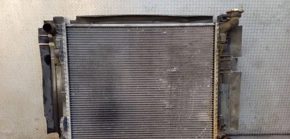 Volkswagen Routan Coolant radiator