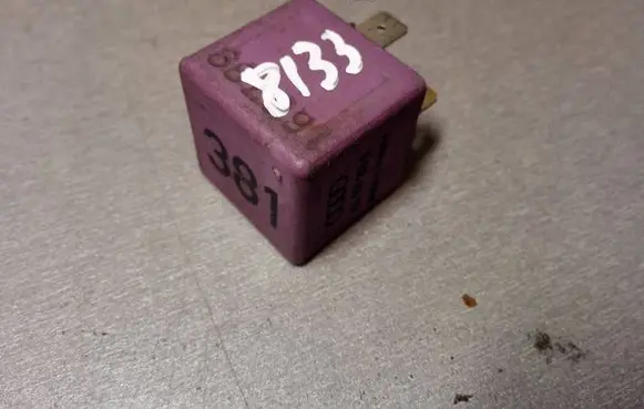 Audi A6 S6 C5 4B Other relay 431951253G 899516 899516000