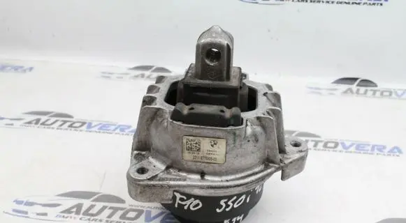 BMW 5 F10 F11 Engine mount bracket 22116775905