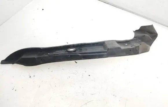 Audi Q5 SQ5 Fender end trim 8R0821111B