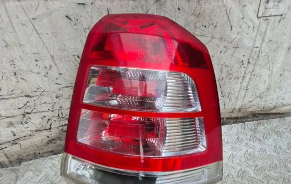 Opel Zafira B Rear/tail lights 21722201 084421960RF 084421960R
