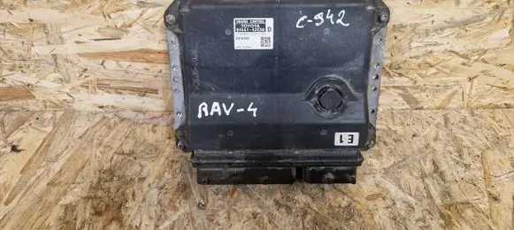 Toyota RAV 4 (XA30) Engine control unit/module 8966142C00 1758007734