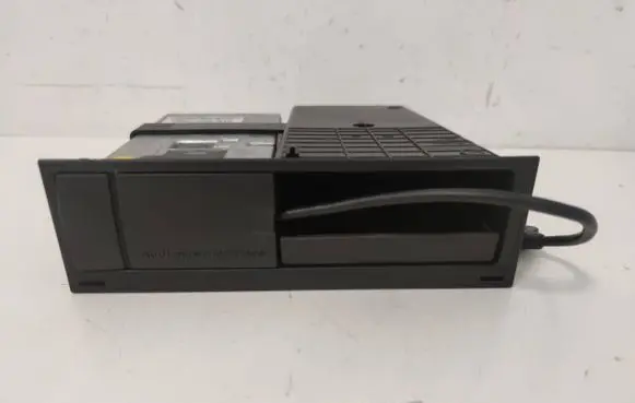 Audi A5 8T 8F Head unit multimedia control 8T0035785A