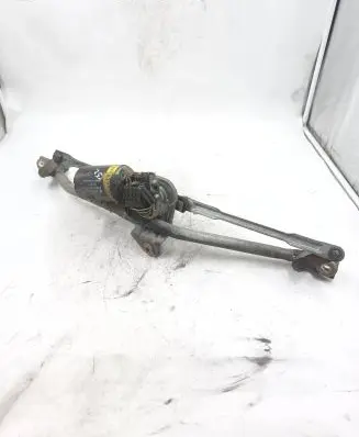 Audi A4 S4 B5 8D Front wiper linkage and motor 8D1955115 0390241117
