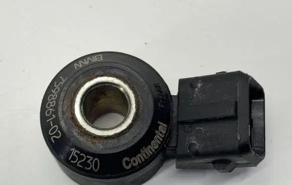 BMW X3 F25 Detonation knock sensor 7598861
