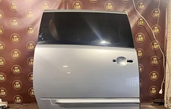 Nissan Quest Side sliding door 