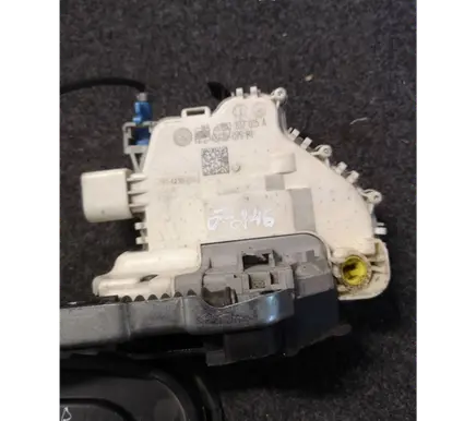 Audi A3 S3 8V Front door lock 8X1837015A 4871307S