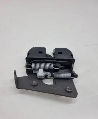 BMW M4 F82 F83 Seat back rest lock catch 5220
