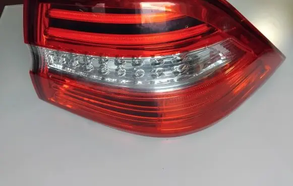 Mercedes-Benz ML W166 Rear/tail lights A1669063201