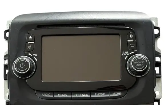 Fiat 500L Radio/CD/DVD/GPS head unit 07355674420