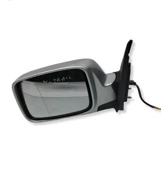 Nissan X-Trail T30 Front door electric wing mirror E13010621