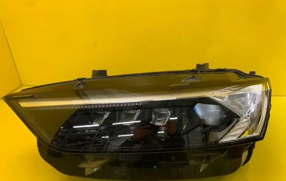 Citroen DS7 Crossback Headlight/headlamp 9831755780