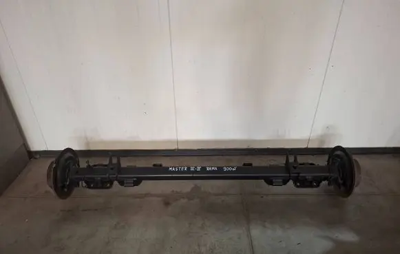 Renault Master III Rear beam 