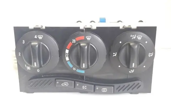 Mercedes-Benz A W168 Climate control unit 1688300485 45099
