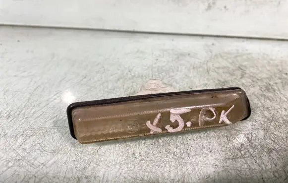 BMW X5 E53 Front fender indicator light