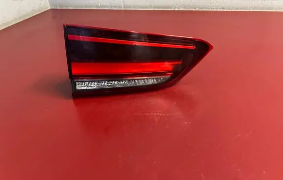 BMW X1 F48 F49 Tailgate rear/tail lights 7477721 H7747772105