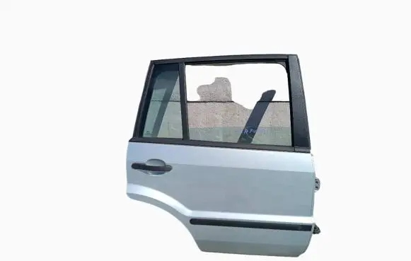 Ford Fusion Rear door