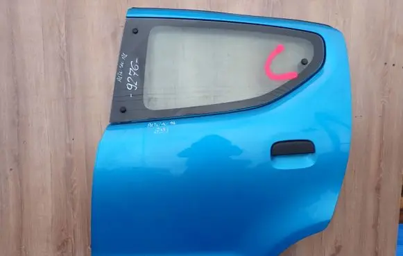 Suzuki Alto Rear door 