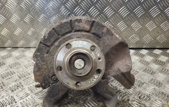 Skoda Fabia Mk2 (5J) Front wheel hub