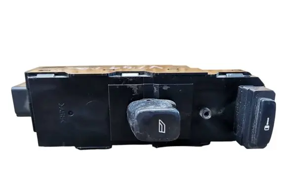 Volvo S60 Electric window control switch 30658147 04W09E MP095300064