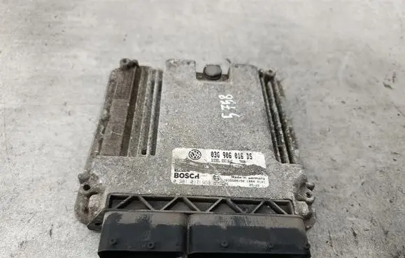 Skoda Octavia Mk2 (1Z) Engine control unit/module ECU 